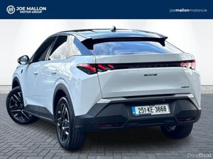 Peugeot 3008 1.2 MHEV PureTech 136bhp eDCS6 GT ** - Image 3