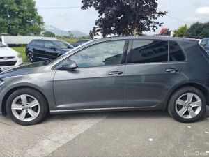 Volkswagen Golf 1.6 TDI 5DR 115HP Trendline DSG - Image 4