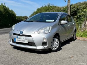 Toyota Aqua 1.8 Hybrid petrol. - Image 2