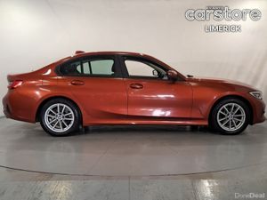 BMW 3-Series 318i SE Auto - Image 2