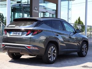 Hyundai Tucson 2WD Executive - Image 3