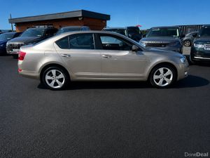 16 Skoda Octavia 1.6 TDI STYLE GOOD SPEC LOW KMS - Image 2