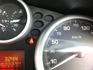 Peugeot 207 SW ACCESS 1.6 HDI 90 4DR - Image 3