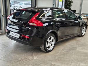 16 VOLVO V40 2.0 DIESEL - Image 3