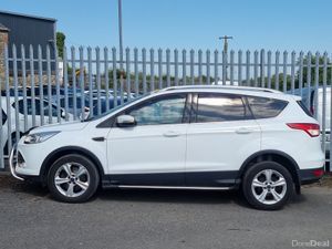 €6990 Ford Kuga 2015 crewcab low mileage €6990 - Image 2