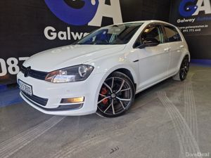 Volkswagen Golf 1.6 TDI ** CRUISE CONTROL, UPGRADE - Image 4