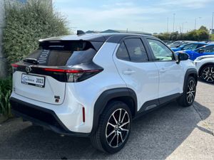 Toyota Yaris Cross GR SPORT AUTOMATIC HYBRID 1.5 P - Image 4
