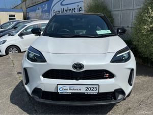 Toyota Yaris Cross GR SPORT AUTOMATIC HYBRID 1.5 P - Image 2