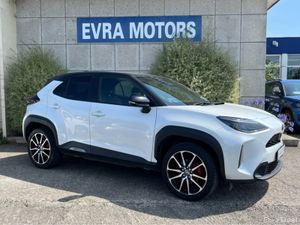 Toyota Yaris Cross GR SPORT AUTOMATIC HYBRID 1.5 P - Image 3