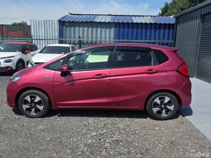 Honda Fit Hybrid Automatic 2018 - Image 4