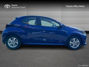 Toyota Yaris YARIS HYBRID LUNA AUTO - Image 3