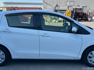 2014 Toyota Vitz / Yaris - Image 4