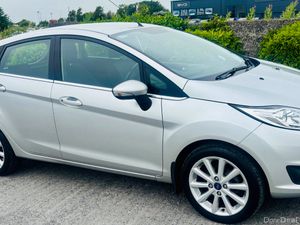 2017 Ford Fiesta Titanium 1.2L Low kms - Image 2