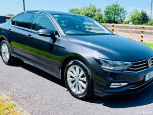 2020 Volkswagen Passat 2.0L Business Edition - Image 2