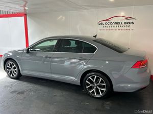 Volkswagen Passat SEL TDI S-A DSG - Image 4