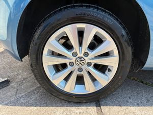 Volkswagen Golf 1.2 petrol automatic Highline - Image 3