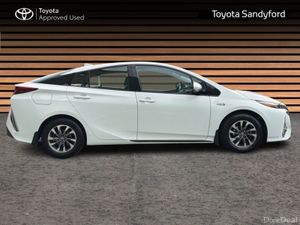 Toyota Prius PLUG IN HYBRID AUTOMATIC // LEATHER H - Image 3