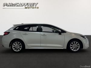 2022 Toyota Corolla S 1.8 Self Charging Hybrid - Image 4
