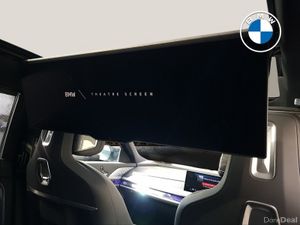 BMW 7-Series M760 xDrive - Image 2
