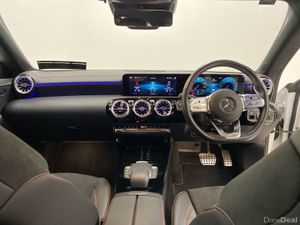 Mercedes-Benz CLA CLA 250 e PHEV AMG Line |  AMG S - Image 4