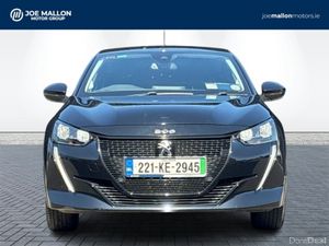 Peugeot 208 Electric 136bhp (50 kWh) Allure Black - Image 4