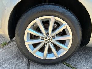 Volkswagen Golf 1.2i TSI LOUNGE - Image 3