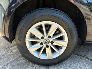 Volkswagen Golf DBA-AUCJZ - Image 3