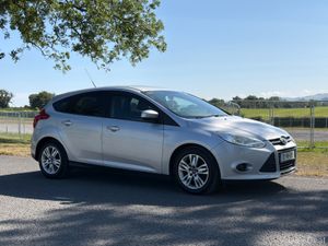 Ford Focus 2012 trade sale - Image 2
