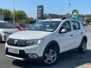Dacia Sandero Stepway 2017 Manual - Image 2