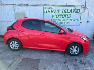 Toyota Yaris 1.5 6AA-MXPH10 HEV 5DR A - Image 4