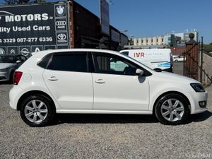 2013 Volkswagen Polo 1.2 HIGHLINE AUTO - Image 2