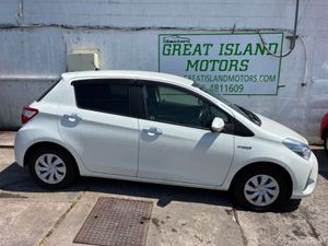 Toyota Vitz DAA-NHP130 5DR AUTO - Image 4