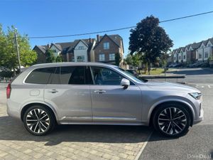 Volvo XC90 XC90 ULTRA BRIGHT T8 AWD PHEV - Image 3