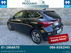 Hyundai i20 DELUXE PLUS 5DR - Image 2