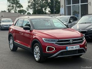 241 VW T-ROC STYLE 2.0 TDI AUTOMATIC 150BHP - Image 4