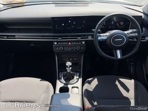 Hyundai Tucson COMFORT PLUS 1.6 DSL 5DR *1 OWNER - - Image 2