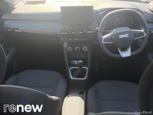 Dacia Jogger *7 SEATER* EXPRESSION 1.0 TCE 110 BHP - Image 2