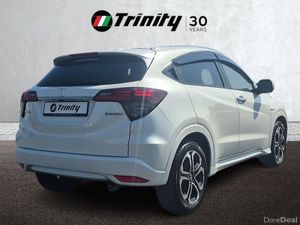 Honda Vezel ** Z HYBRID ** AUTO ** TRINITY MOTORS - Image 3
