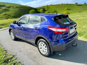 2017 Nissan Qashqai 1.5 DSL XE - Image 2