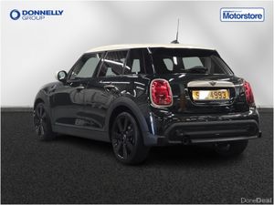 MINI HATCHBACK Special Editions Cooper Resolute Ed - Image 3