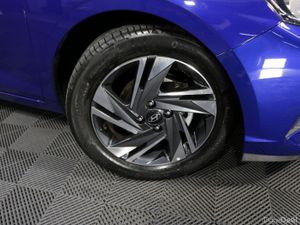 Hyundai i20 DELUXE PLUS 1.2L PETROL HATCHNBACK - Image 3