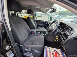 Volkswagen Touran ( 172 REG ) HIGHLINE EDITION 1.4 - Image 3