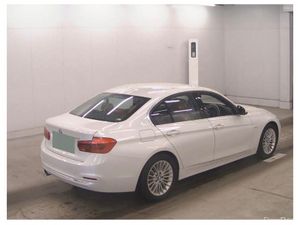 BMW 320d 2018 Automatic Japanese Import - Image 3