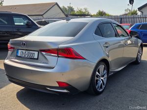 Lexus IS 2.5 HYBRID EXECUTIVE AUTO - Image 4
