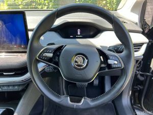 Skoda Enyaq EDITION 85KWH // HEATED SEATS // DIGIT - Image 4