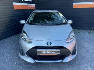 Toyota Aqua 1.5 HYBRID AUTO - Image 2