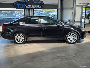 18 VOLKSWAGEN JETTA HIGHLINE 2.0 DIESEL AUTOMATIC - Image 2