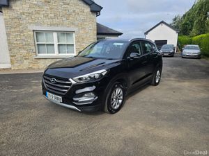 2017 Hyundai Tucson 1.7 SE NAV - LOW KMS - 1 OWNER - Image 4