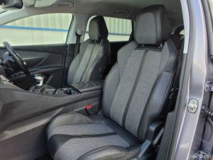 PEUGEOT 5008 2018 HIGH SPEC ALLURE 7 SEATER - Image 4