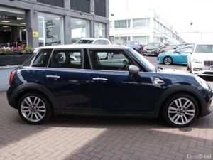 2017 MINI COOPER D 7 5DR HATCHBACK AUTOMATIC - Image 3